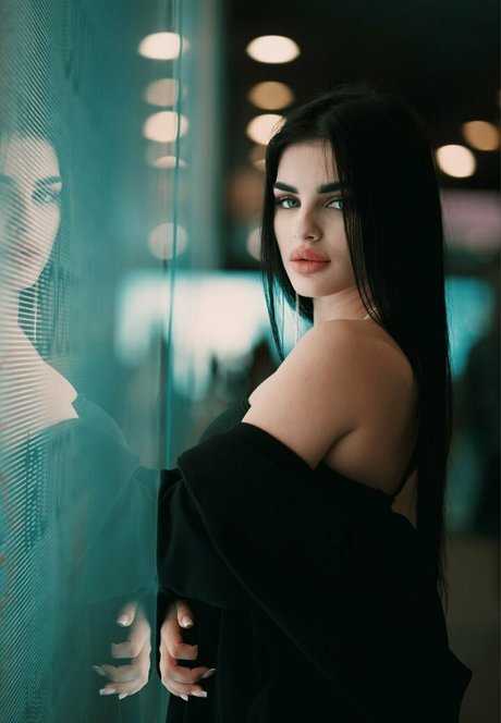 skinny blonde milf onlyfans beautiful naked pic