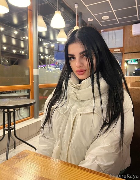 inspirekaya nice model image