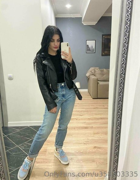 inspirekaya high quality model photo