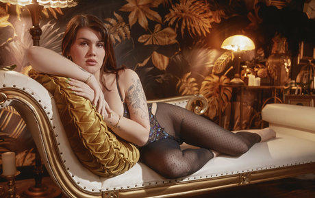 hereonneptune pornstar high quality pics