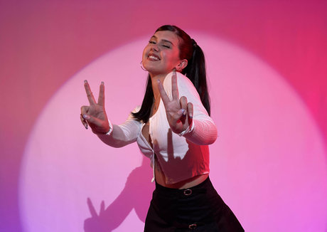 hereonneptune model art pics