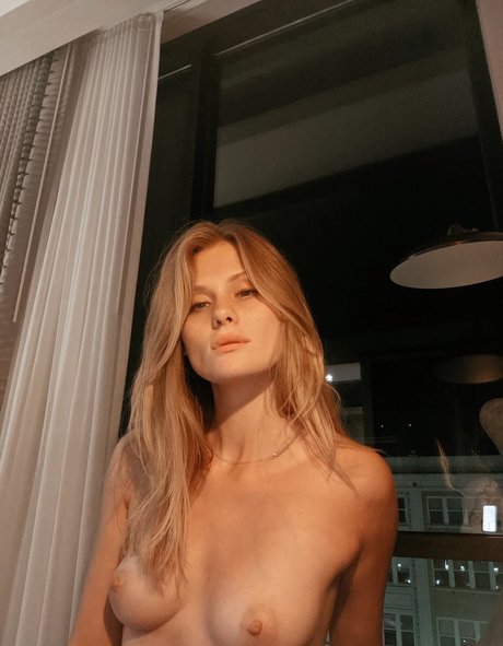 Tea2cute nudes model pics