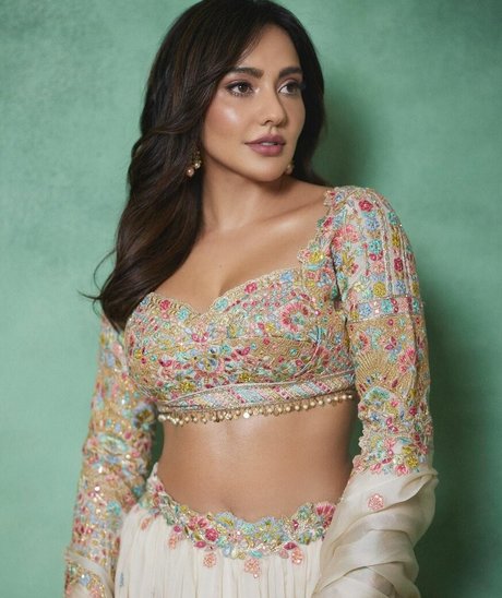 Neha Sharma beautiful pornstar pics