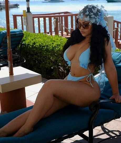 Roxsana Diaz pornstar top photos