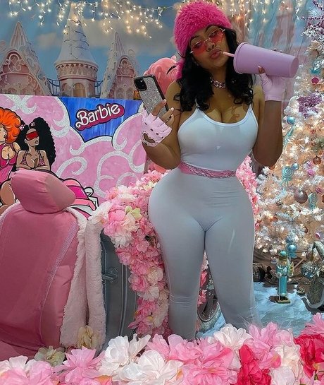 Roxsana Diaz hot model images