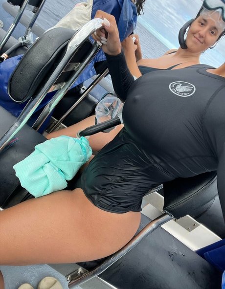 Marisa G pornstar naked photo