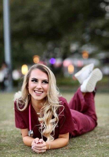 Emilee Atchley model art picture