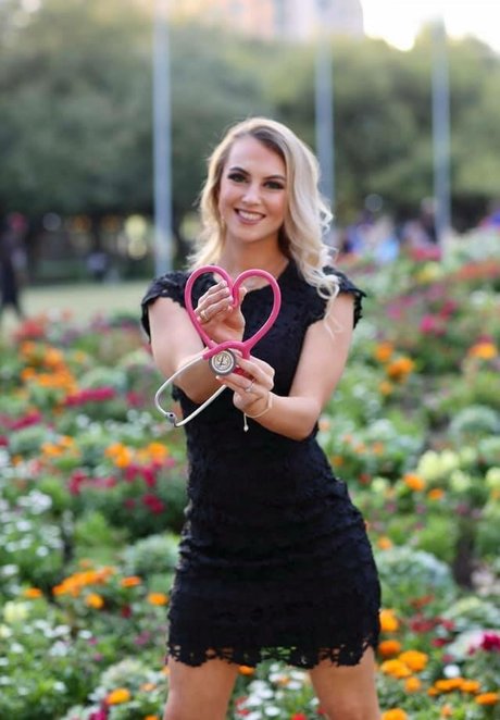 Emilee Atchley star free image