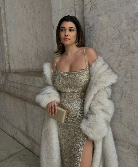 Carolina Neto art star galleries