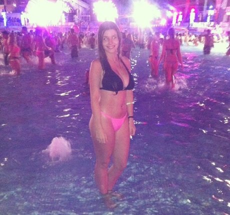 Carolina Neto erotic pornstar gallery