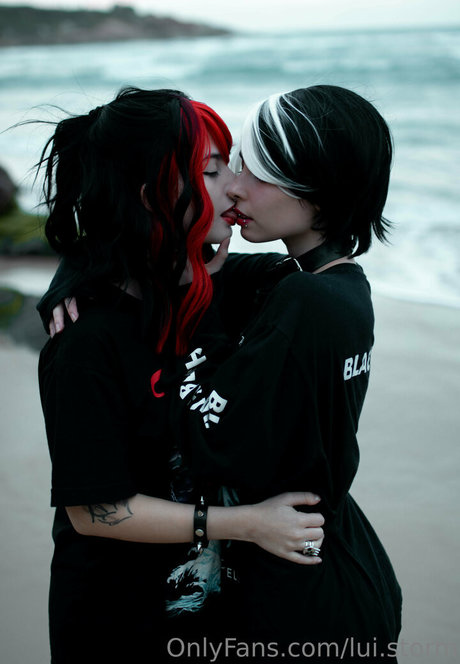 lui storm hot actress pictures