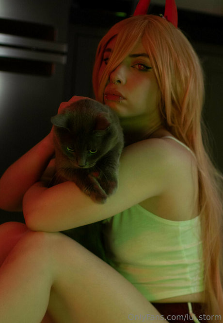 lui storm perfect model pics