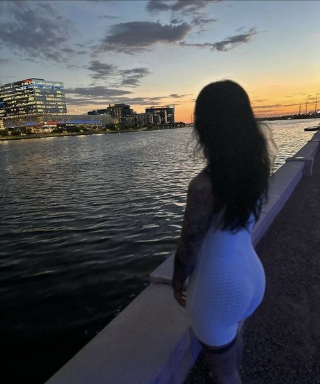 lalawlsn xxx pornstar img