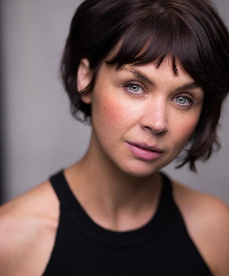 Hannah Donaldson nude actress archive