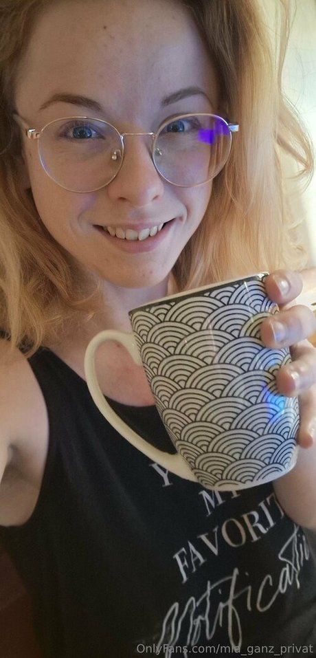 mia ganz privat sexy pornstar pictures