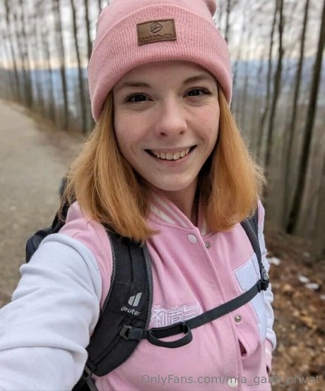 mia ganz privat naked actress pics