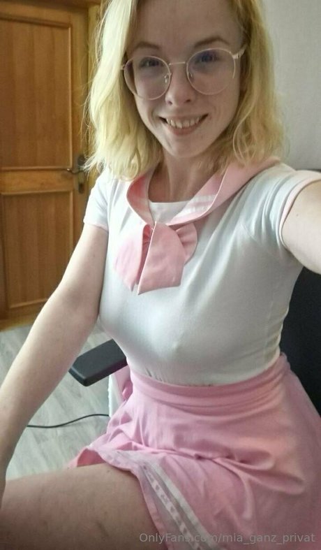 mia ganz privat model pretty images