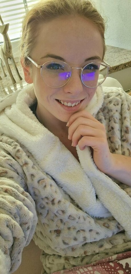 mia ganz privat actress photos