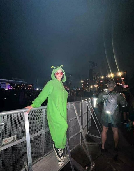 nerdy teen onlyfans art nude archive