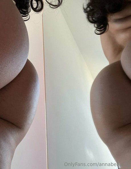 Annabella Ivy pornstar hd images