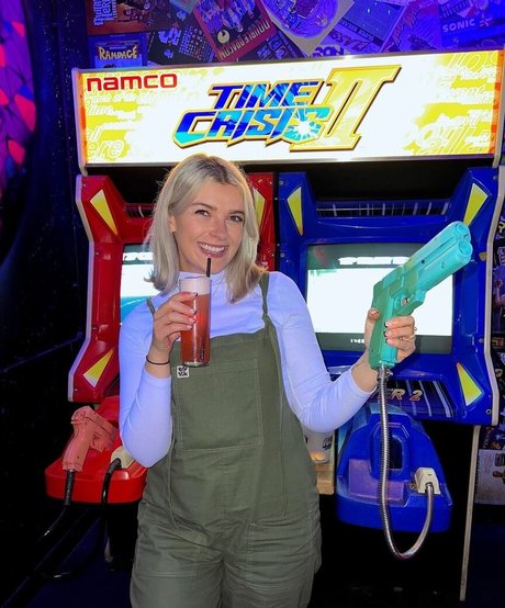 Emmalition nudes actress gallery