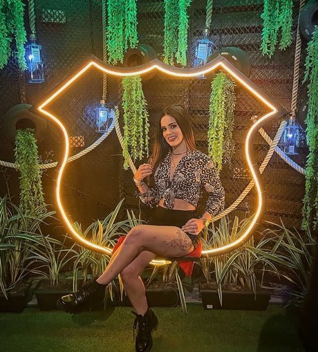 japanese teen onlyfans top picture