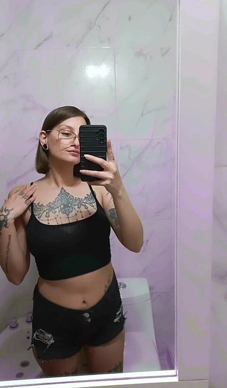 Mikeylin_ model beautiful photo