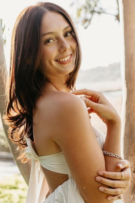 Kennedy Cullum pornstar xxx image