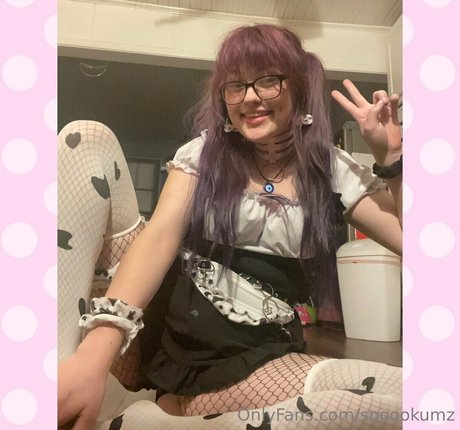 busty blonde onlyfans nudes pic