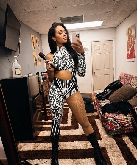 Melissa Bonny nice star picture