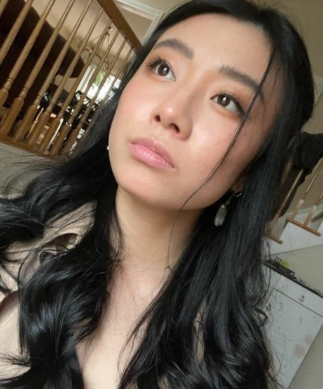 Angelina Kim pornstar erotic pics