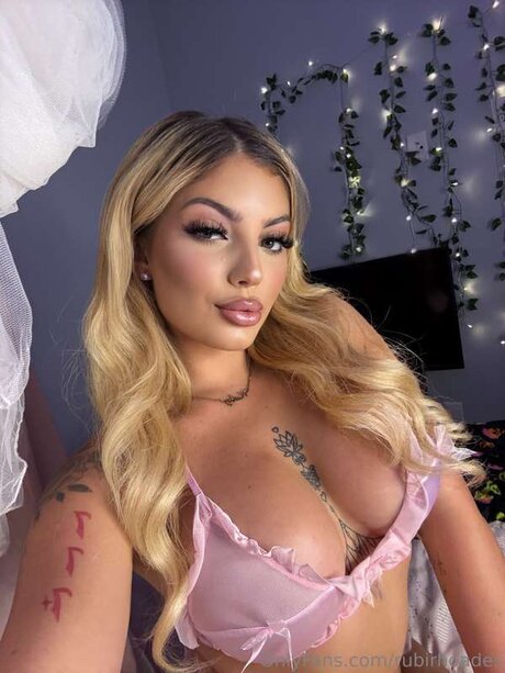 rubirhoades star beautiful image