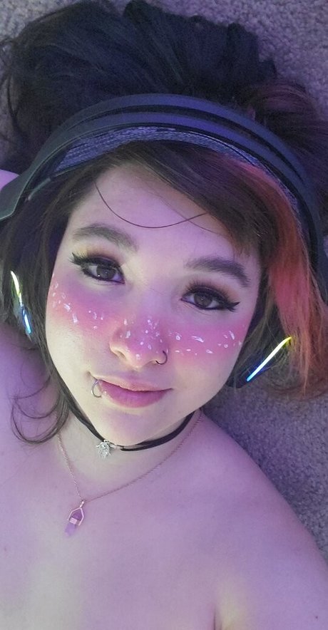 TheLadyMissKara hd actress images