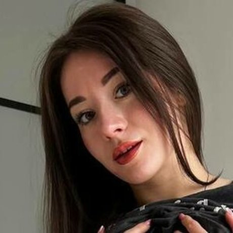 18 year old onlyfans free nude photo