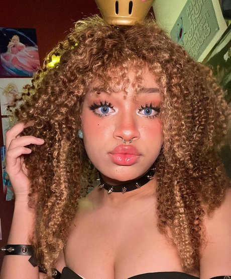 freaky onlyfans nudes images