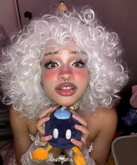 Eden s Garden ASMR adult model pic