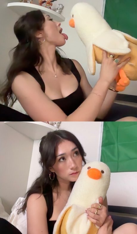 sabsgentleaura pretty pornstar photo