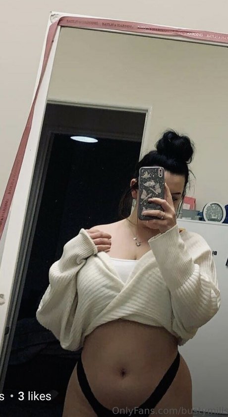 bustymills pretty model galleries