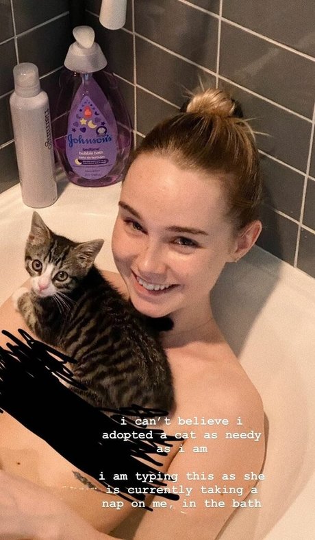 Alice Kristiansen nude pornstar gallery