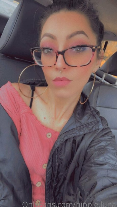 hippie luna hot actress image