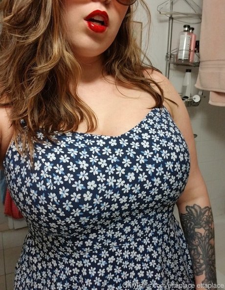 Ettaplace exclusive model photos