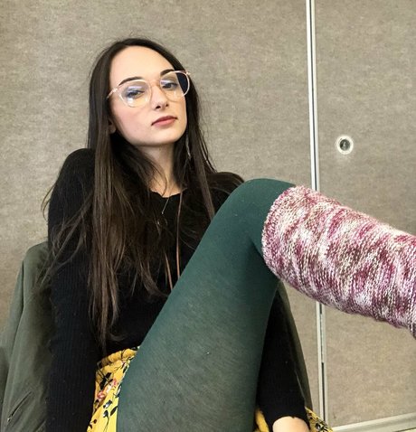 Emma Lilly nudes model pics