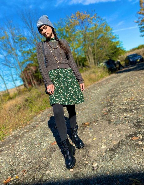 Emma Lilly model adult picture