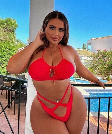 Hannah Olivia nice model images