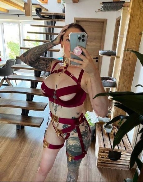 Little Princess Hedi pornstar pretty img