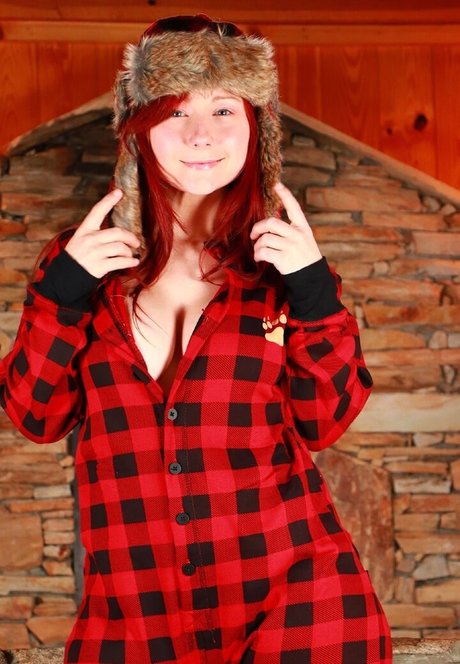 Sexy Pattycake hot actress image