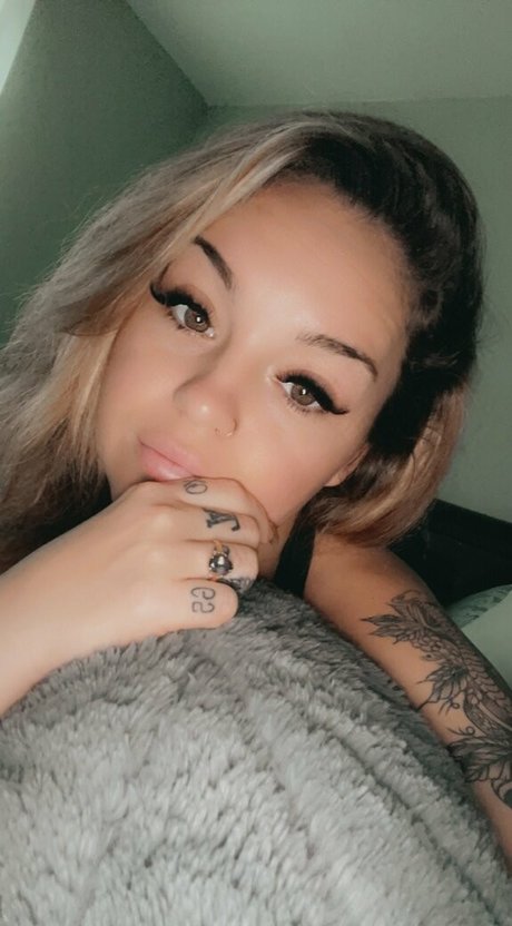 therealmissdaisy high quality model pictures