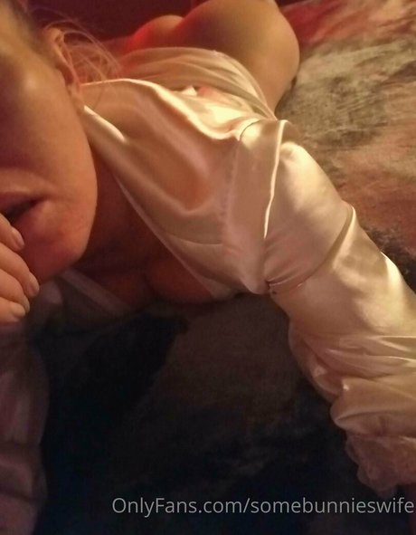 somebunnieswife porn star photos