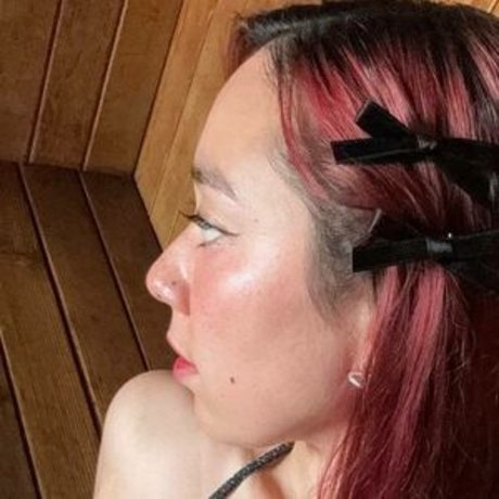 Ness Alpaca model erotic archive