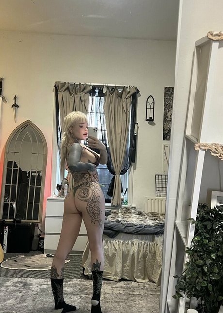 Runabutt free model galleries